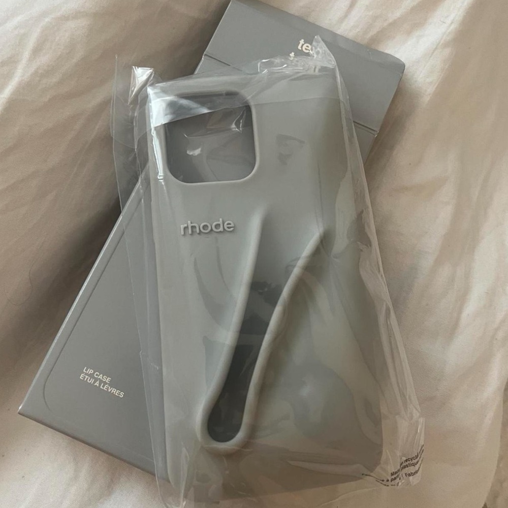 Rhode lip case